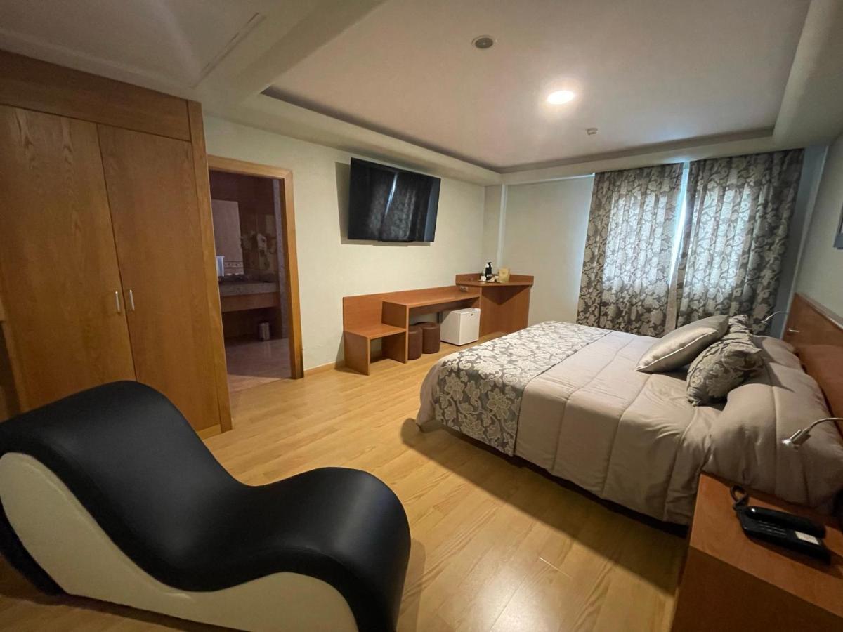 Hotel Cies Calvarrasa de Abajo Εξωτερικό φωτογραφία